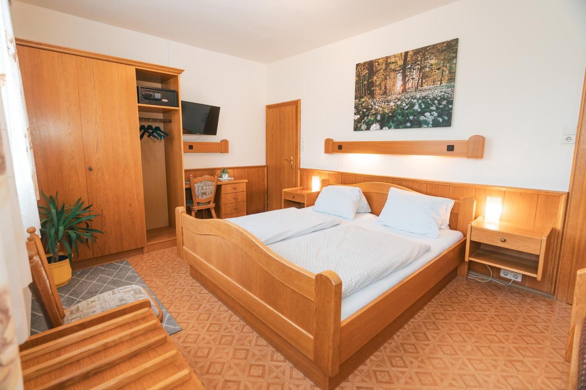 Gasthaus Bauer Grafenschlag Bagian luar foto